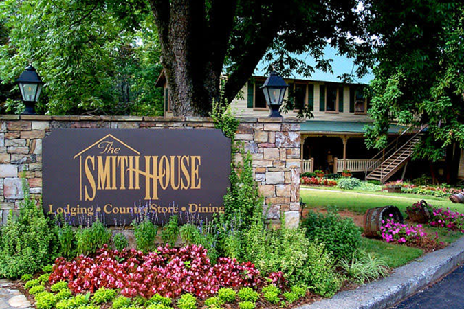 photo of The Smith House restaurant and hotel