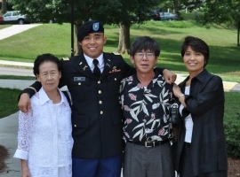 2LT Chris Lee and Family 2010