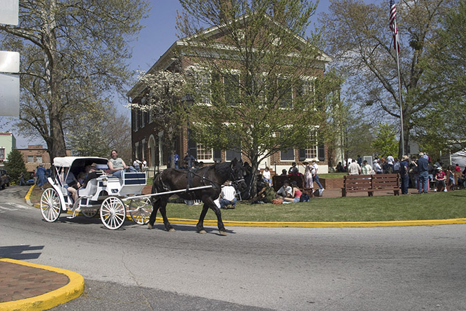 historic downtown dahlonega square