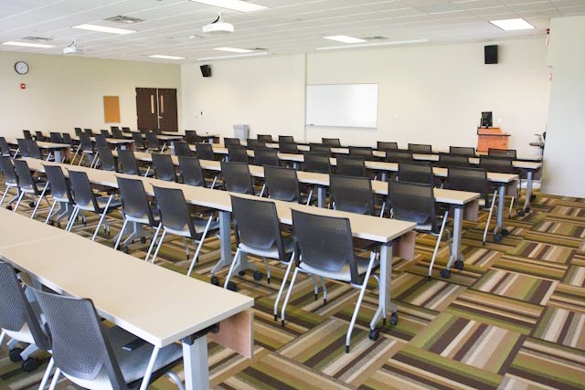 Large classroom on Cumming campus