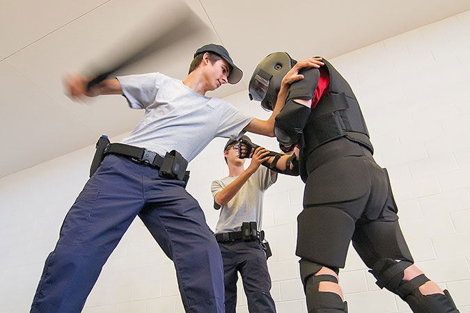 students training in combat