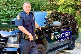 Dunwoody Police Officer