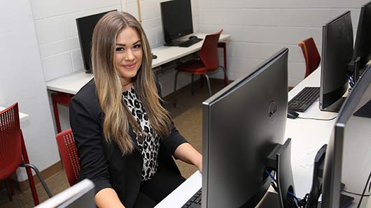 student  working in computer lab