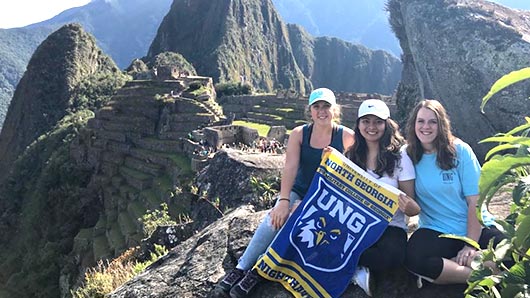 students in peru