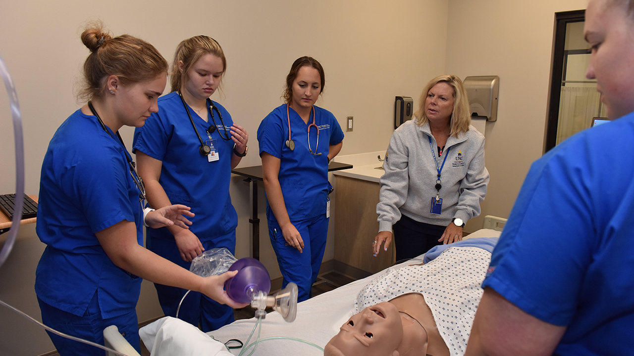 Nursing programs now accepting applications for spring semester: Middle  Georgia State University