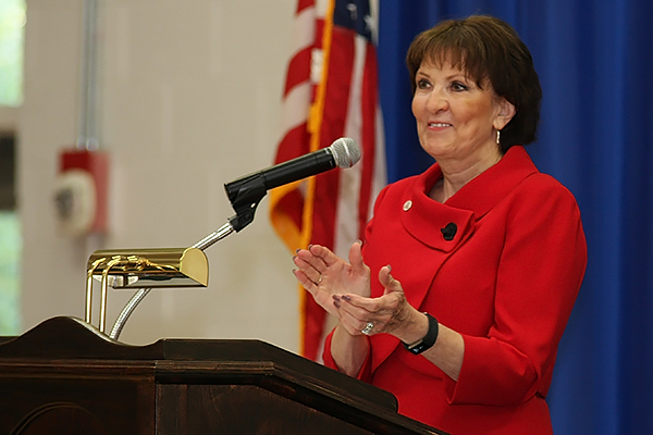 Dr. Bonita Jacobs at 2017 Convocation