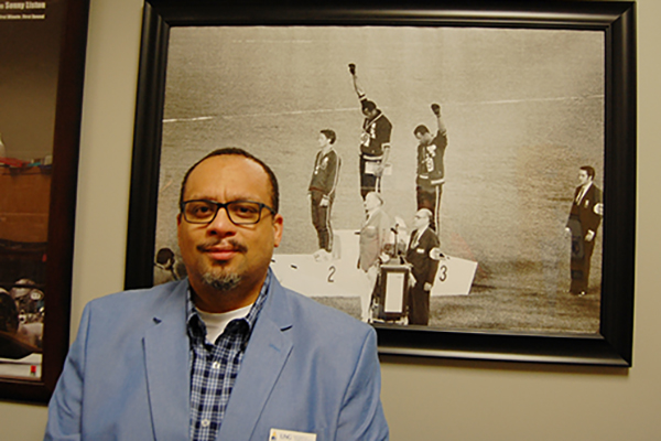 Robert Robinson with Tommie C. Smith photo