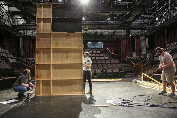 theater set builders