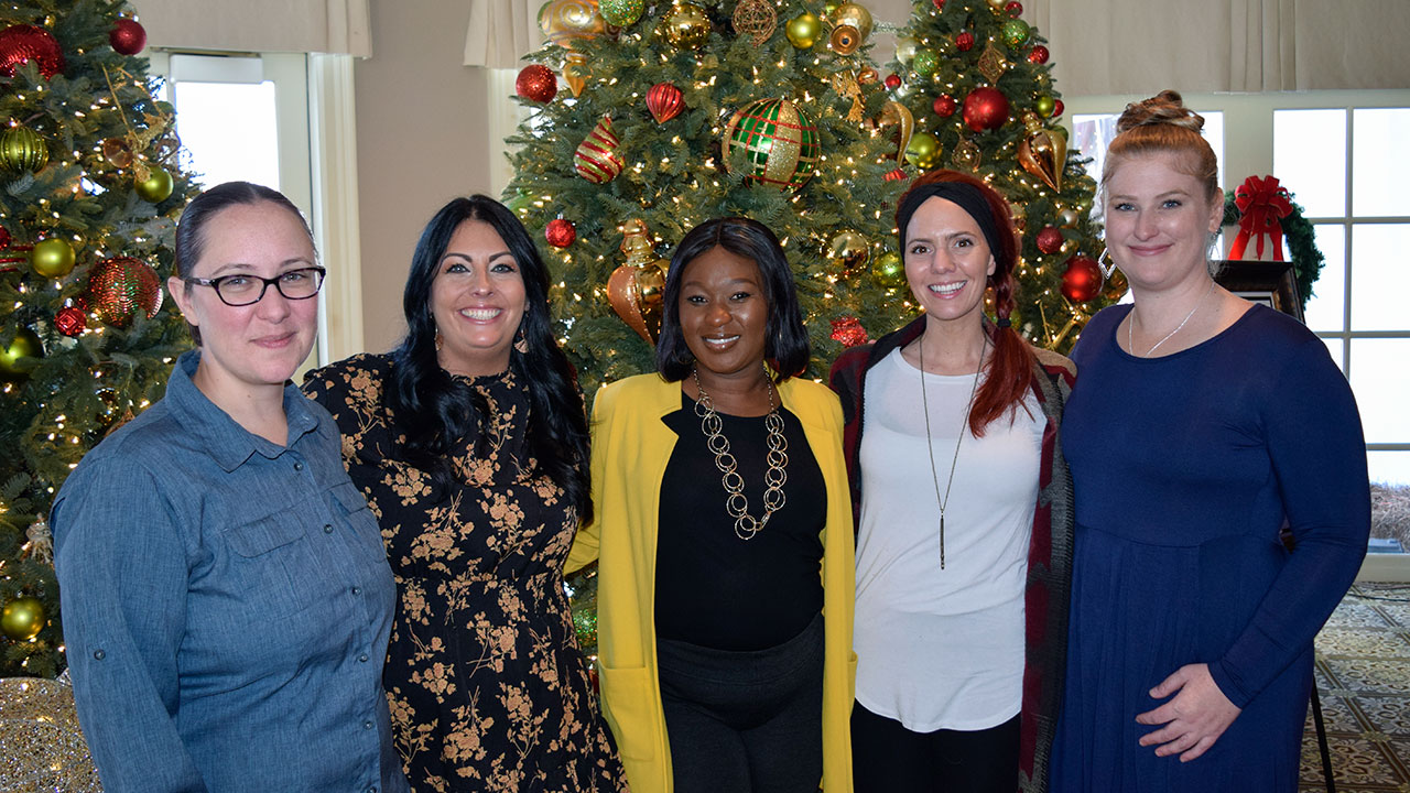 Women of UNG award scholarships to students