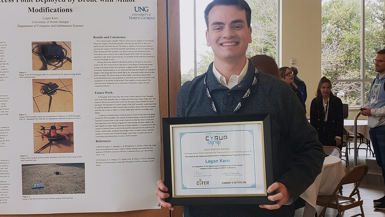 Student wins cyber research award