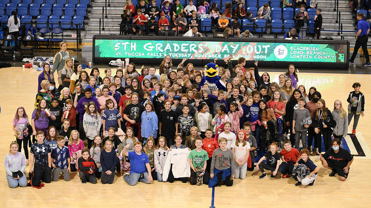 Nighthawks honored for 5th Graders' Day Out