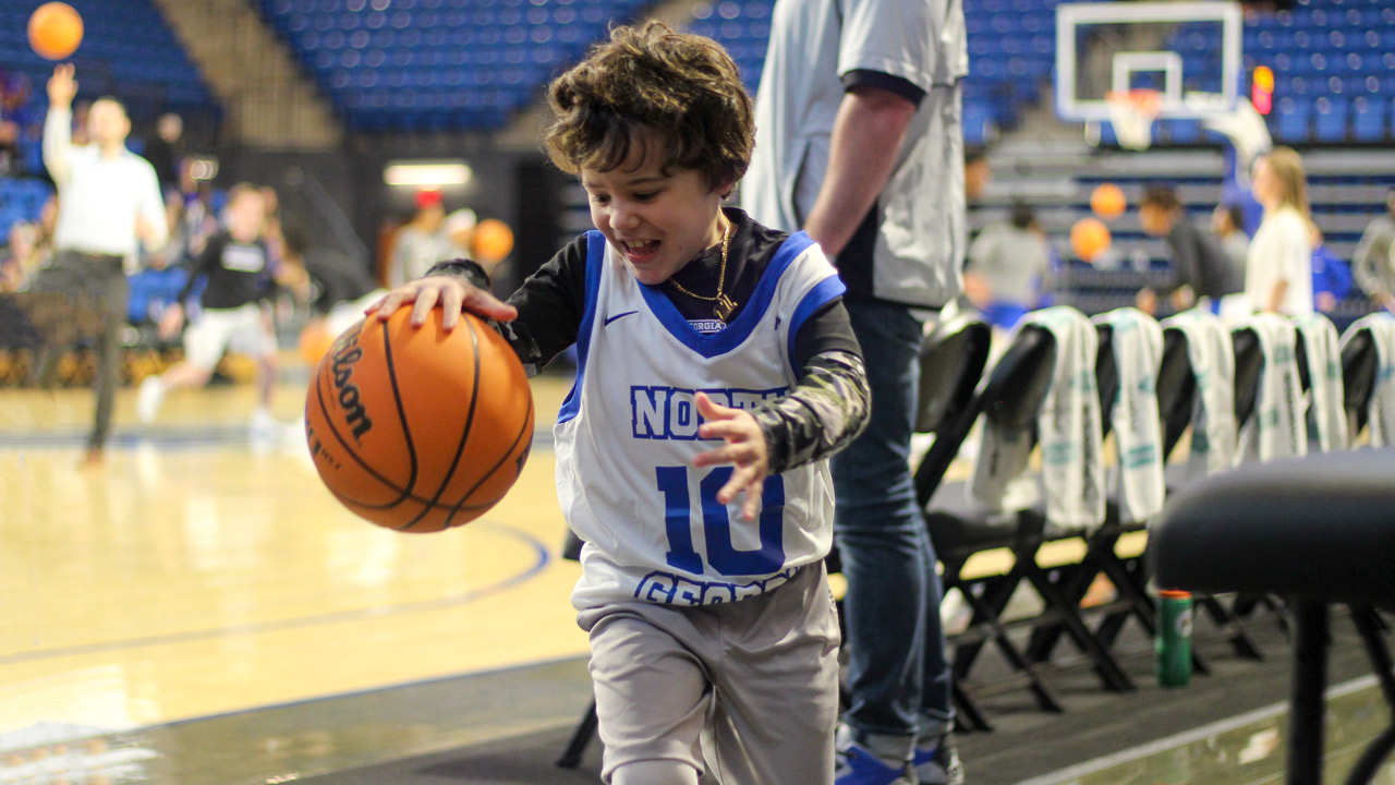 6-year-old joins Nighthawk Nation through Make-A-Wish