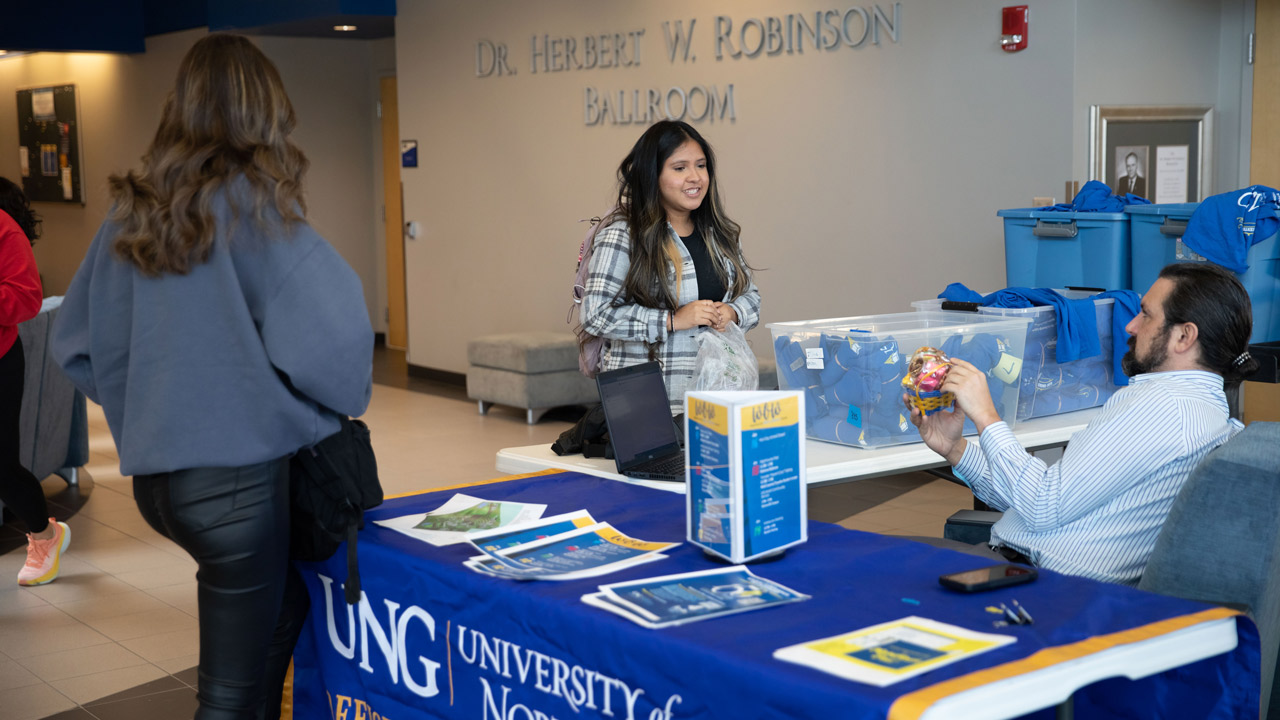 High school students  can preview life at UNG