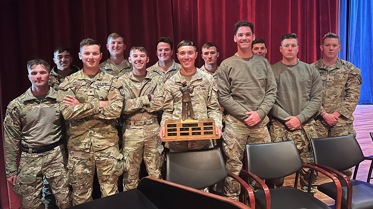 Linatoc is top cadet in Army small arms event