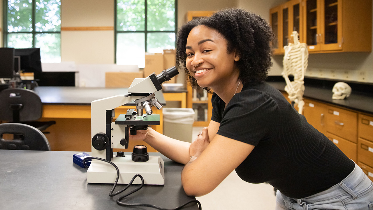 Students earn research experiences nationwide