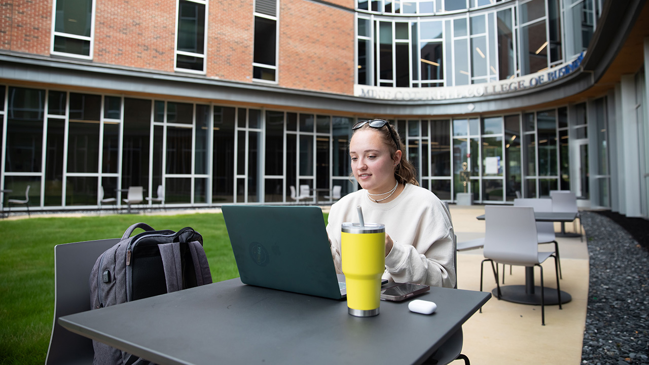 Business college fourth-largest in Georgia