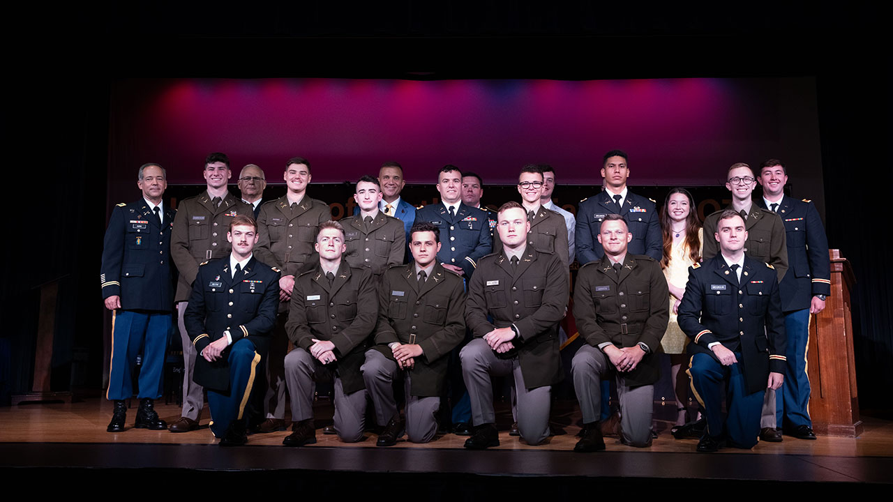 UNG commissions 14 second lieutenants