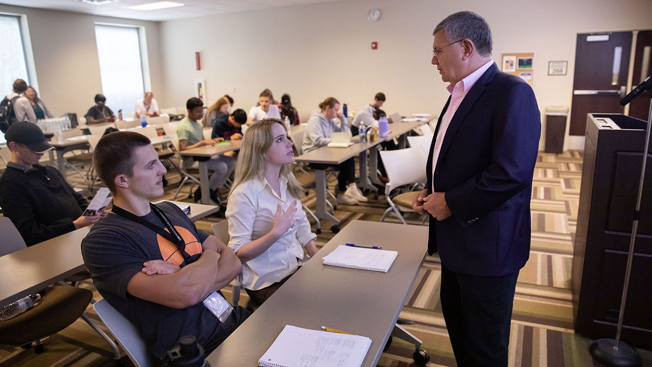 Academy offers intro to national intelligence