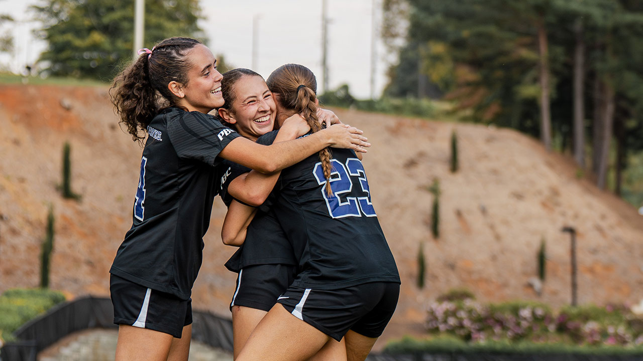 Women's soccer team is regular-season champ