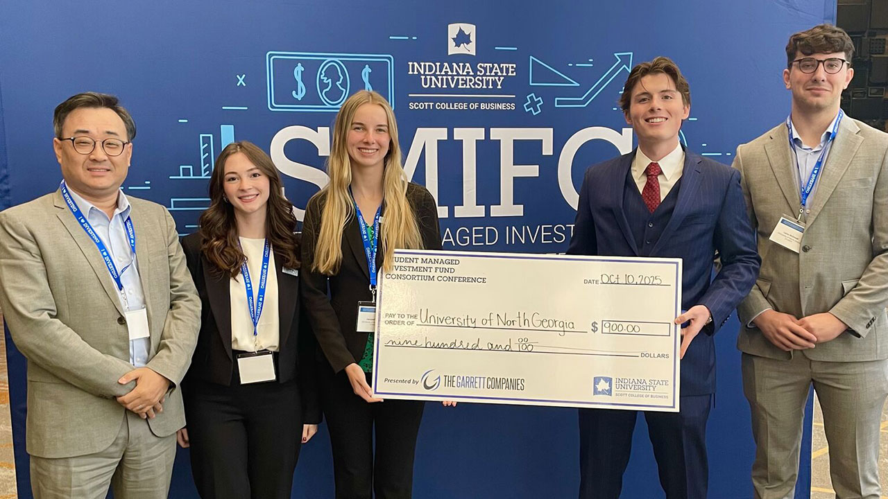 Investment club wins portfolio competition
