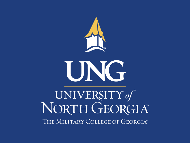 Vertical UNG logo with steeple white gold